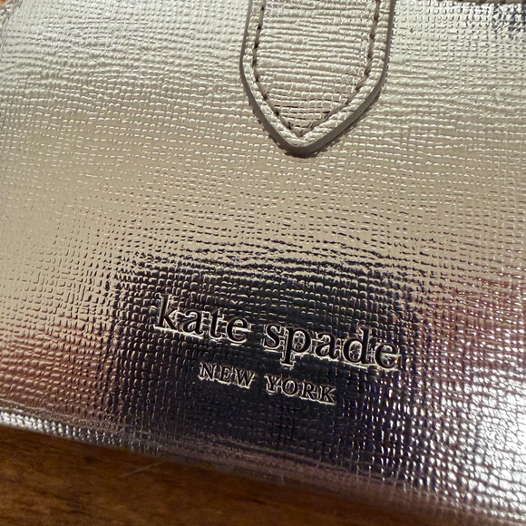 Kate Spade MagSafe wallet - Picture 2 of 4